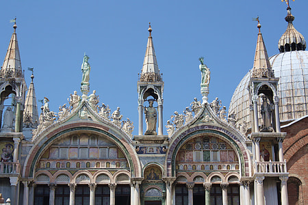 The Basilica, Church thumbnail