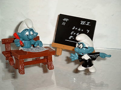 The Smurfs vinyl figurines thumbnail