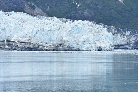 Photo of an Iceberg thumbnail
