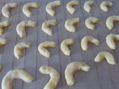 Vanillekipferl, Christmas Cookies thumbnail