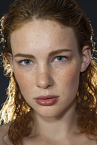 woman's face thumbnail