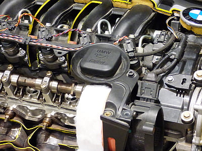 BMW Castrol engine thumbnail