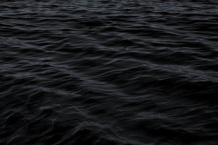 black body of water thumbnail