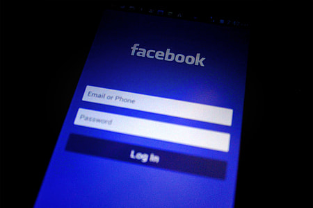 Facebook application screengrab thumbnail