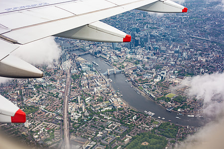 Center of London, UK from the Airplane Window thumbnail
