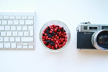 person taking photo of raisins thumbnail