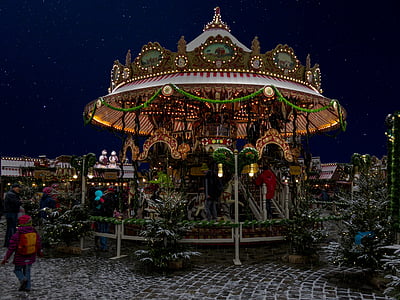 carousel with lights turned on thumbnail