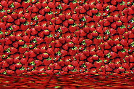 bulk of red strawberries thumbnail