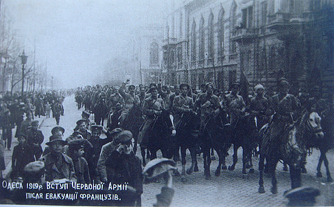 Bolshevik troops entering Odessa, Ukraine thumbnail