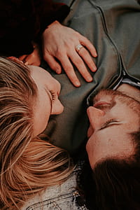 man and woman hug each other thumbnail