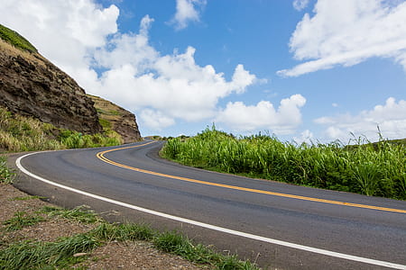 zig-zag road during daytime thumbnail