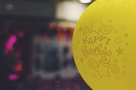 yellow Happy Birthday balloon thumbnail