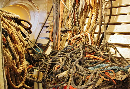pile of ropes thumbnail