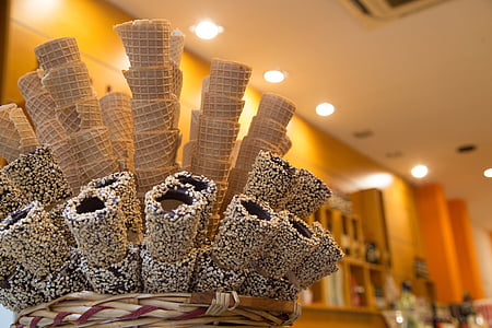 brown sugar cones thumbnail