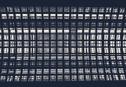 Black and White Screen Digital Wallpaper thumbnail