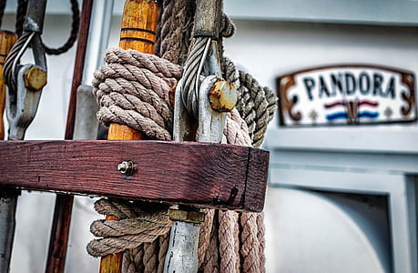 closeup photo of gray rope thumbnail