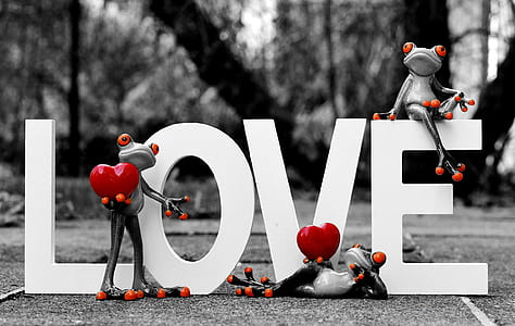white and red LOVE freestanding letter thumbnail