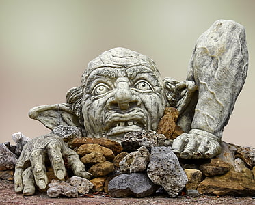gray character head on ground thumbnail