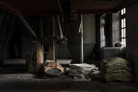 assorted-color fabric sacks and filling machine thumbnail