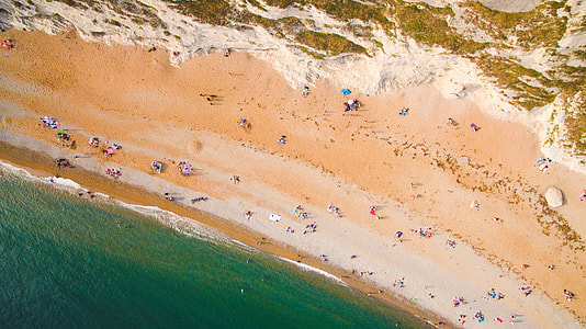Overhead view of the Beach at Durdle Door, England thumbnail