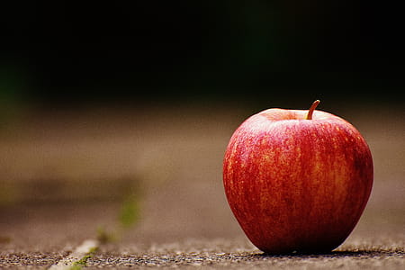 Red apple thumbnail