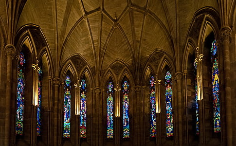 cathedral interior thumbnail