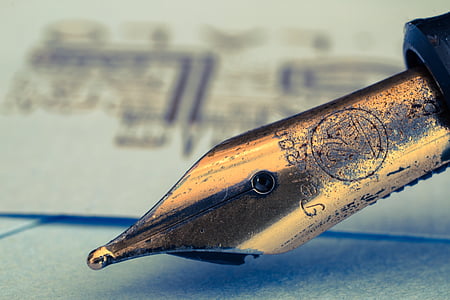 selective photo of fountain pen thumbnail