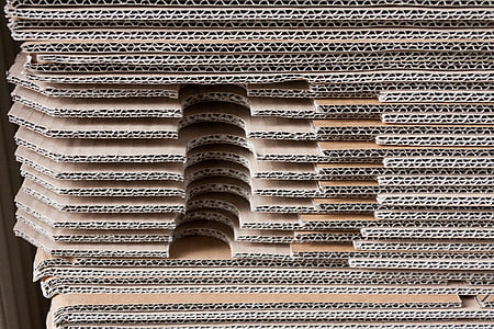 file of brown cardboard box \ thumbnail