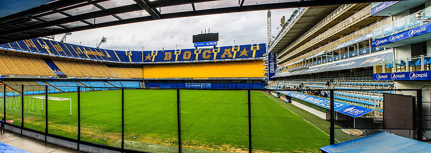 green soccer field thumbnail