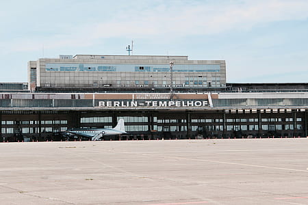 Berlin-Tempelhof building thumbnail