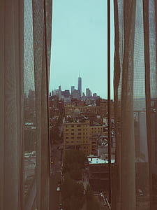 taking photo in window thumbnail