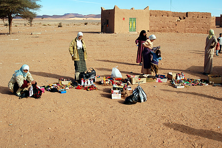 people placing items outdoor \ thumbnail