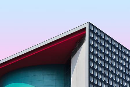 closeup photo of green and white building thumbnail