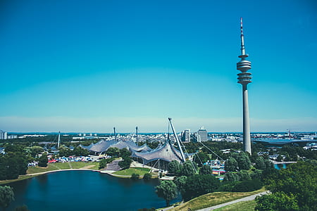 CN Tower, Canada during daytime photo thumbnail