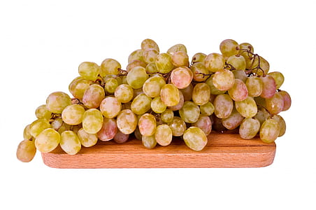 grapes on chopping board thumbnail