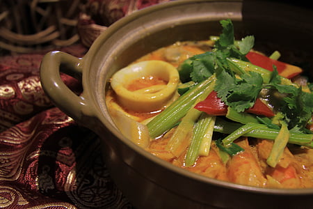 cooked soup in bowl thumbnail