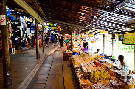 Covered Thai Local Market thumbnail