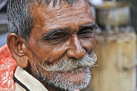 smiling man thumbnail