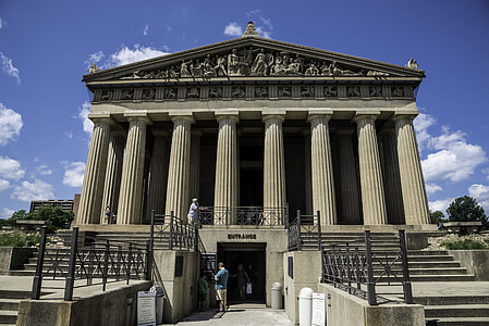 View of the Parthenon at Nashville thumbnail