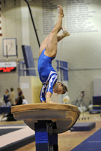 woman doing gymnastics thumbnail