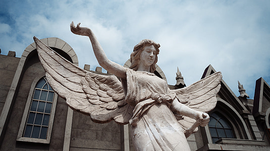 female angel statue thumbnail