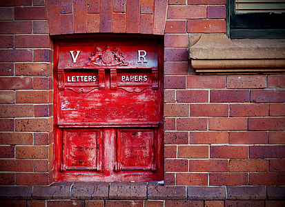 red wooden mailbox thumbnail