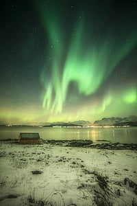 Aurora borealis thumbnail