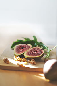 green and brown sliced fruit thumbnail