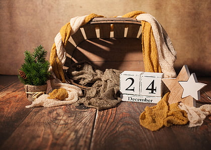 brown wicker basket thumbnail