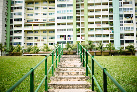 shallow focus photography of green handrail thumbnail