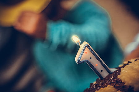 1 cake candle thumbnail