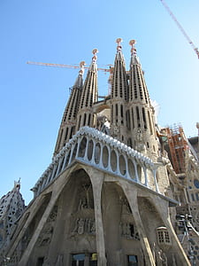 gray concrete structure thumbnail
