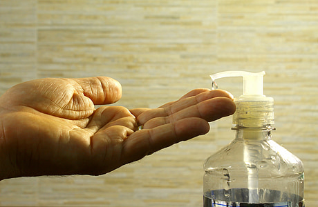 clear plastic pump bottle thumbnail