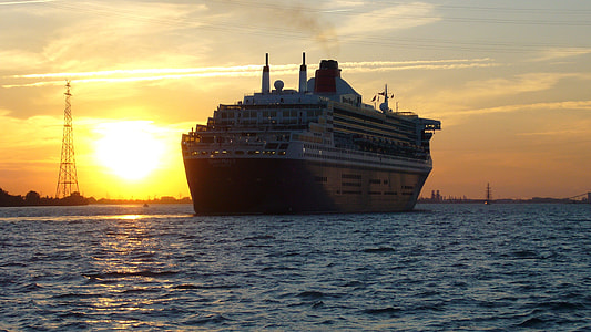 Hamburg, Port Birthday 2011 thumbnail